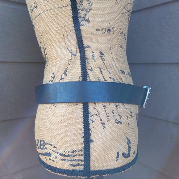 Lauren Ralph Lauren Black Leather Belt Silvertone Buckle - Picture 3 of 16